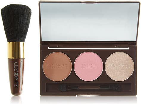 best brush for chanel bronze universal|Chanel sunkissed bronzer.